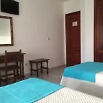 佛罗里达酒店 *